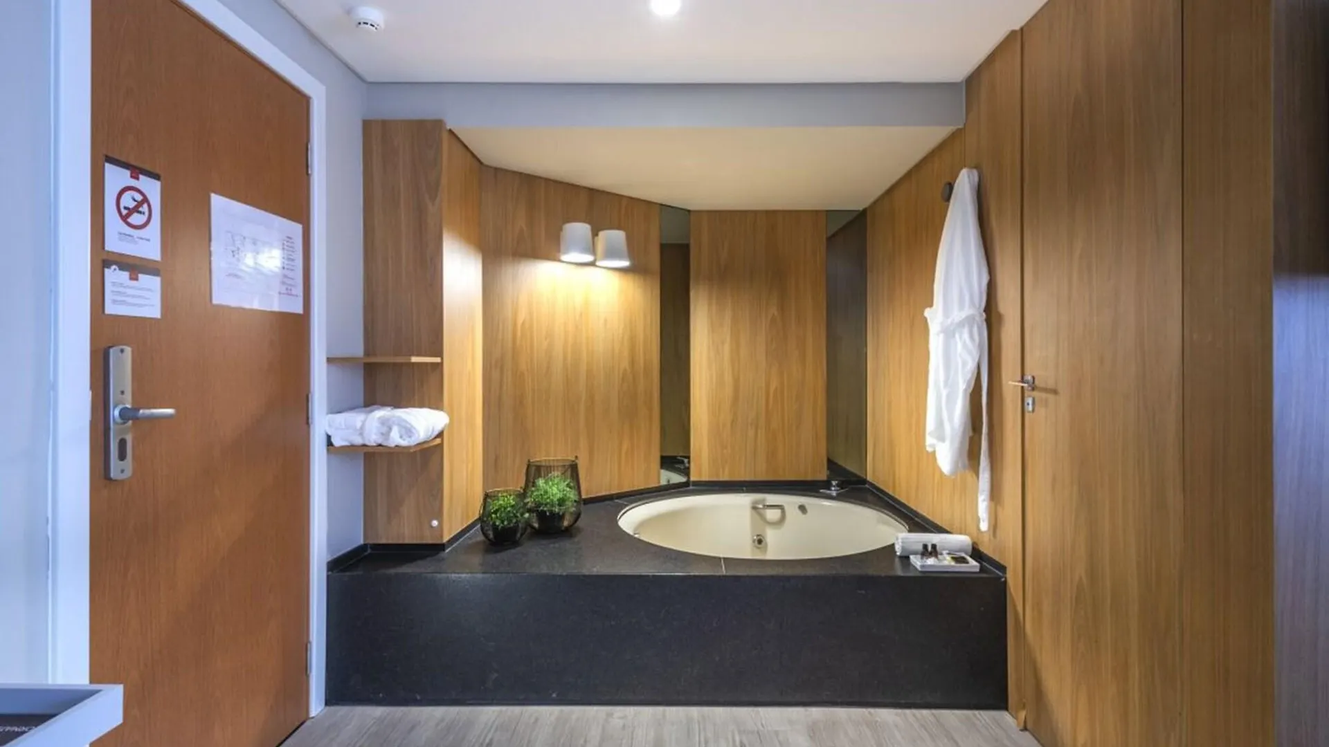 Hotel Melo Balneario Camboriu